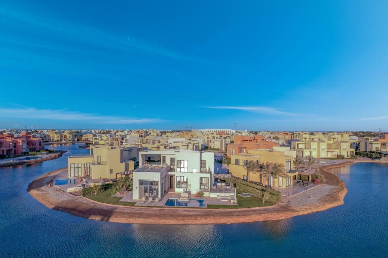 Ascot Bay, Premium 5br Lagoon House & Pool In Tawila, El Gouna Vila